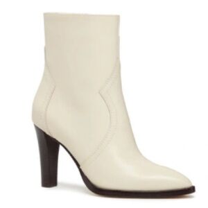 NEW PAIGE Pilar Boots Booties Western Heeled, Off White Bone Ecru, size 6.5
